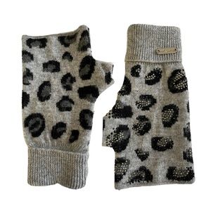 NWT Nordstrom Bari Lynn Leopard Print Knit Fingerless Gloves